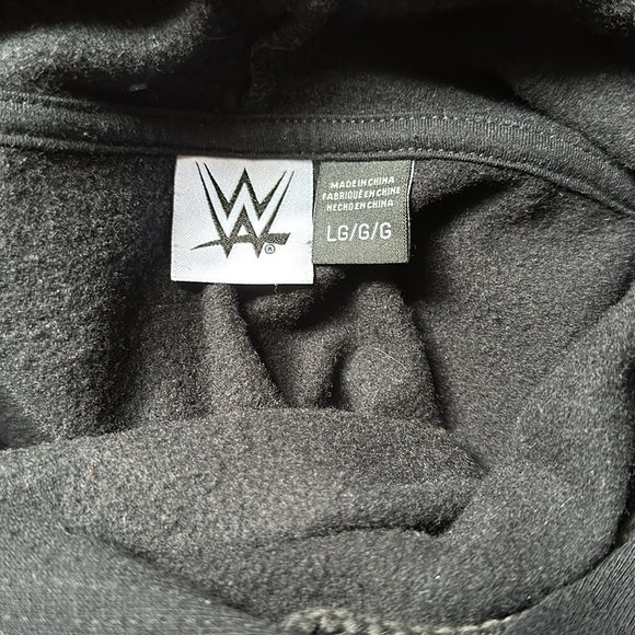 Men’s 1998 WWF Survivor Series Hooded Sweatshirt - Picture 3 of 3